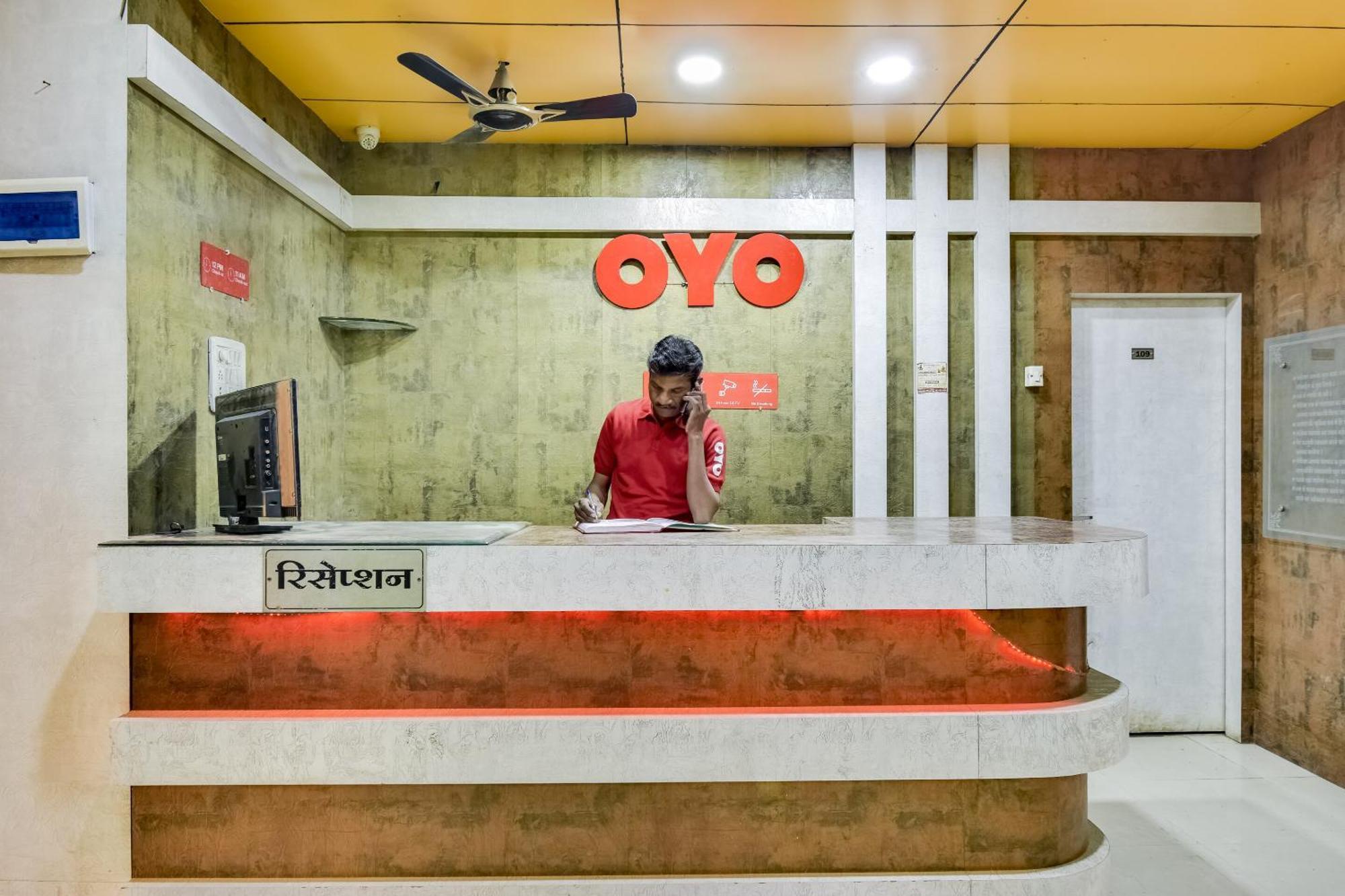 Hotel O Aryan Khāmgaon Eksteriør billede